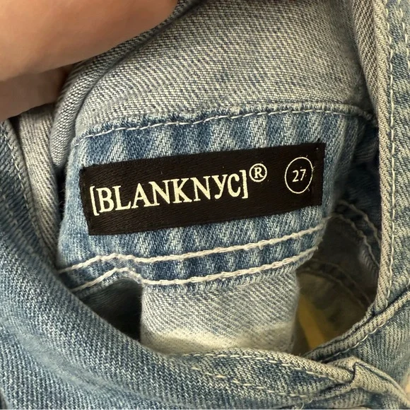 NWT💎 Blank NYC Dip Dye Bleached Distressed Cotton Overall Shorts size 27 - Picture 8 of 9